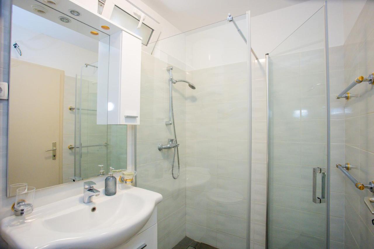Mia Leona Appartement Split Buitenkant foto